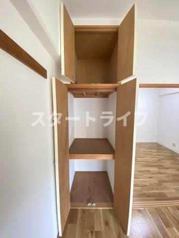 大阪市東淀川区東淡路１丁目の賃貸マンションの収納