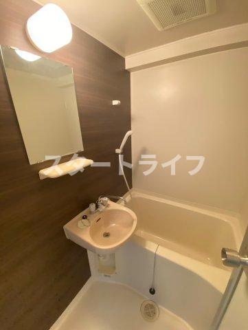 大阪市東淀川区東淡路１丁目の賃貸マンションの浴室