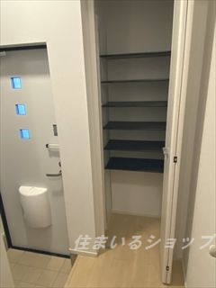 ポルトシャルムの玄関|シューズボックス