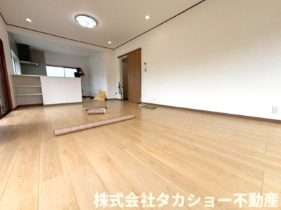 【居間・リビング】 | 木更津市桜井新町　中古戸建