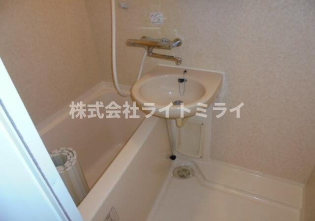 フェニックス新宿若松町の浴室| 