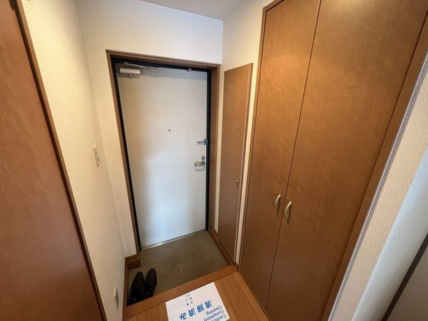 リヴェール学園西の玄関