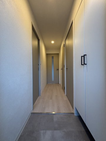【玄関】カルム西野 