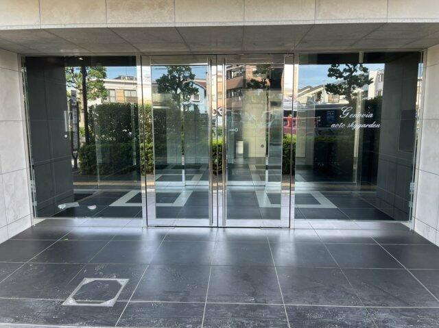 GENOVIA青砥skygarden のエントランス