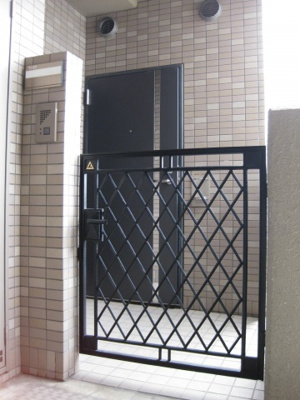 【エントランス】 | サーパス表町