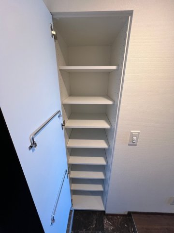 クレヴィスタ横浜の収納