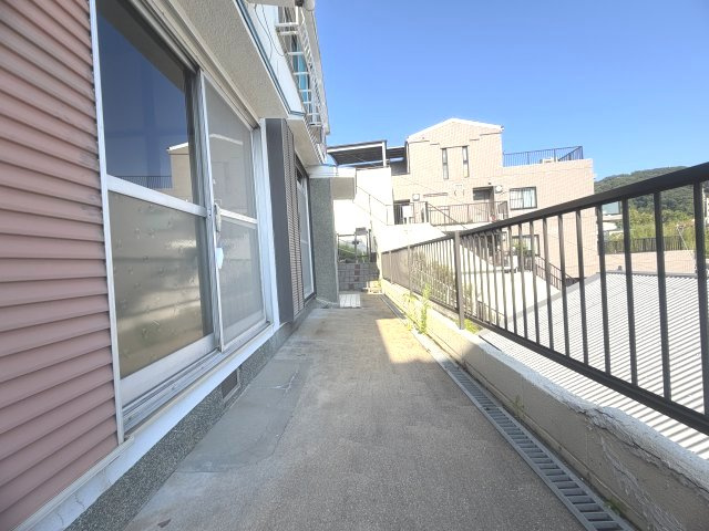 垂水区塩屋台2丁目戸建のバルコニー