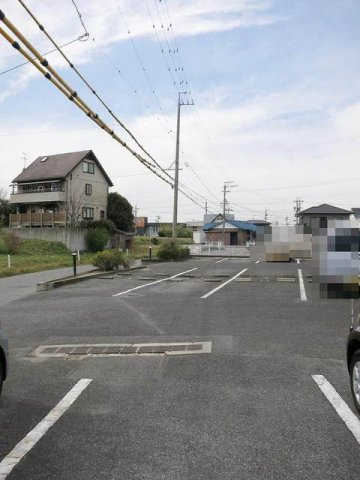 マンションミタライの駐車場