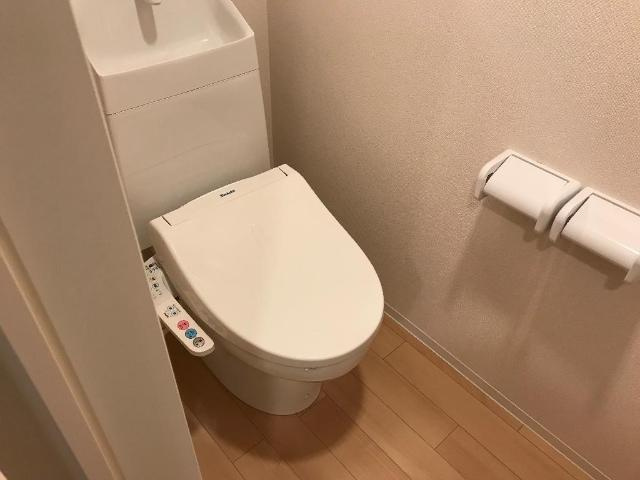 クローバーのトイレ|シャワー付トイレ