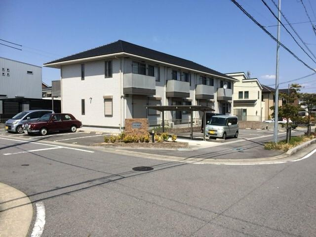 トラストあいみの外観