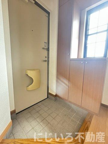 カサモデルナⅡの玄関