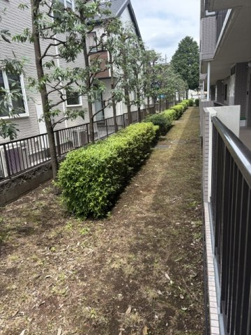 メゾン繁之丞のその他共用部分|共用廊下外の外観はこのようになっています