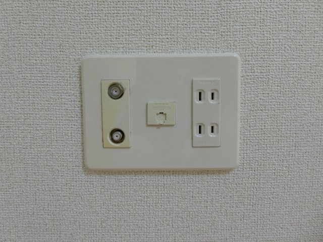 フェアリーガーデンの設備|イメージ101号室の写真（反転あり）