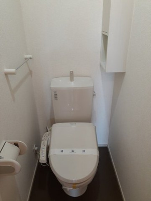 【トイレ】 | アルモニーⅡ | 清潔感のあるトイレです