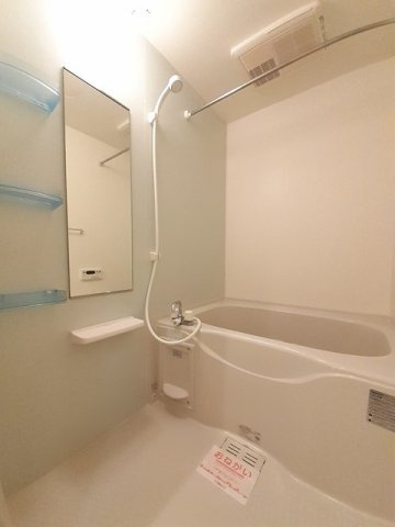 ゆったり過ごせるお風呂です