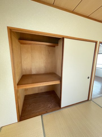 ハース本郷の収納