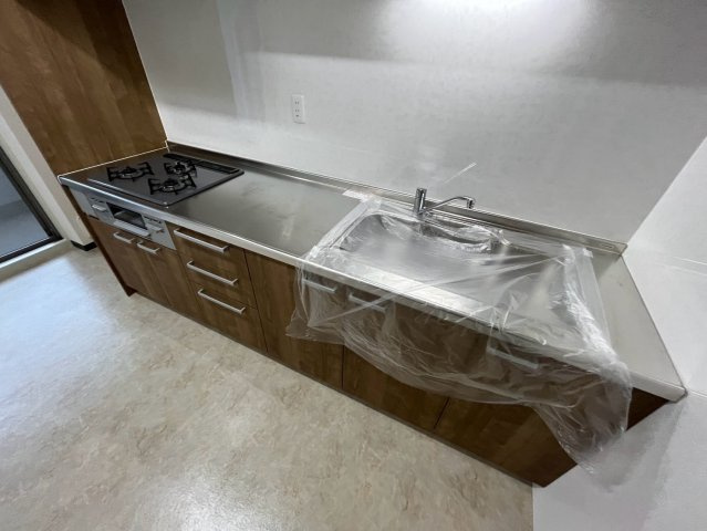 白鷹松下町マンションのキッチン