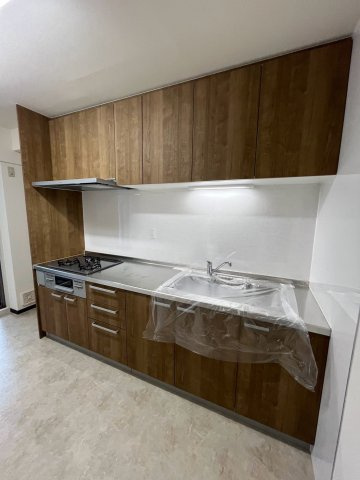 白鷹松下町マンションのキッチン