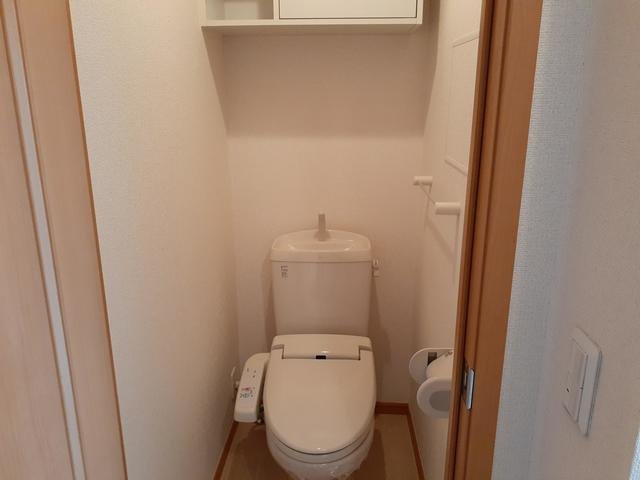 シンプルで使いやすいトイレです