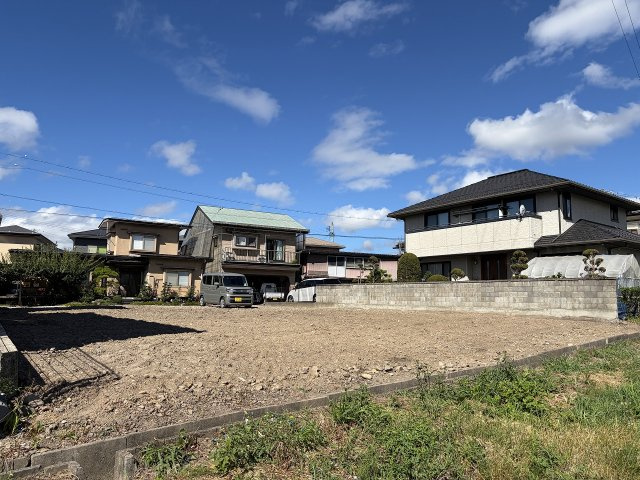岡谷市長地御所１丁目　売土地の外観