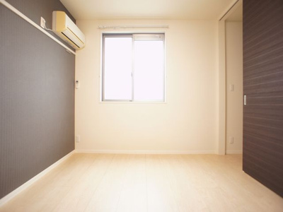 【子供部屋】 | パームガーデンＡ | お部屋がスッキリ！充実収納付きです♪