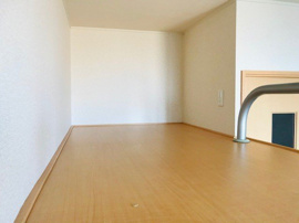 落ち着いて過ごせるお部屋なので、寝室にいかがでしょうか