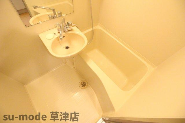 【浴室】 | センチュリー玉川 | コンパクトで使いやすいお風呂です