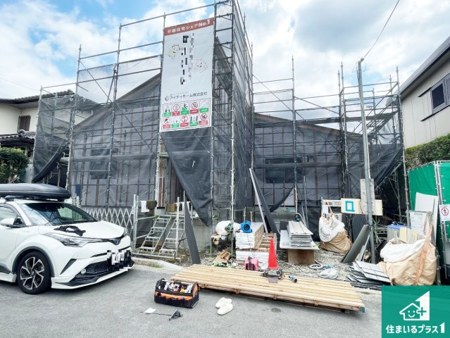 川西市清和台東　第1期　新築一戸建ての外観|周辺は落ち着いた街並みの住宅地！子育てがしやすい住環境です！まだ未完成ですが、現地でしかわからない事もございます。是非一度ご覧ください。