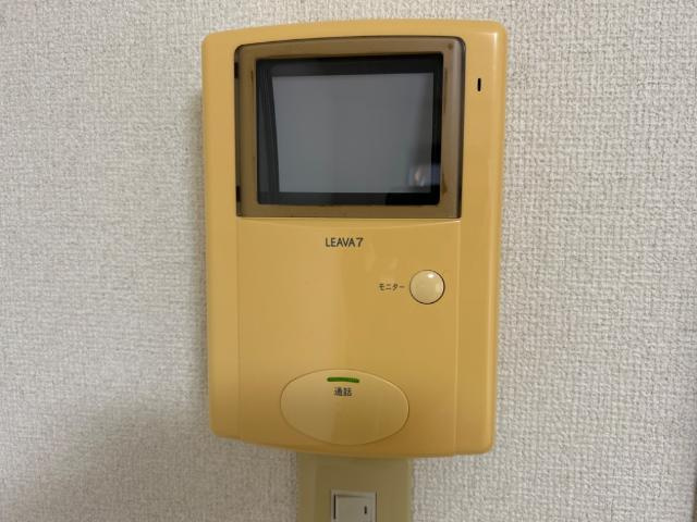 グランディーの内装|カメラ付インターホン