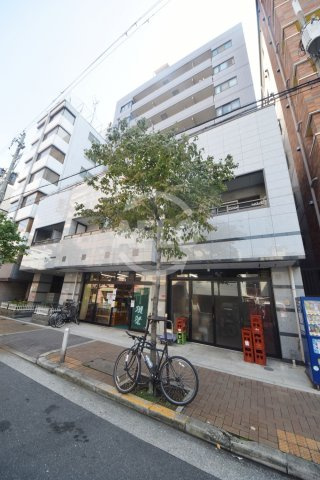 ファーストスクエア