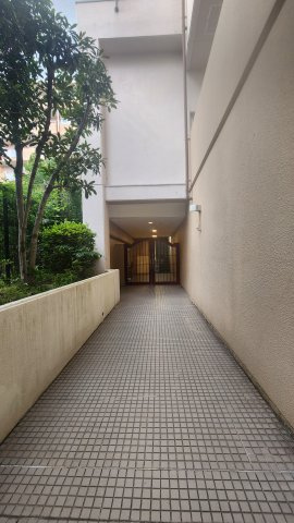 【ロビー】アビータミオ神戸岡本