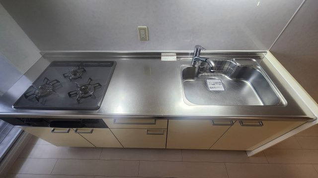 【キッチン】アビータミオ神戸岡本
