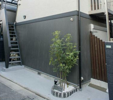 丘の上ハウスのエントランス