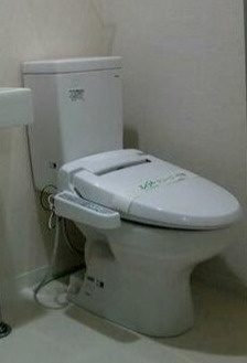 丘の上ハウスのトイレ
