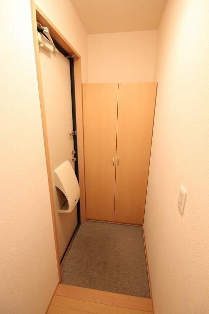 ECO　SOLEIL　B棟の玄関|※お部屋により仕様が異なる場合があります※