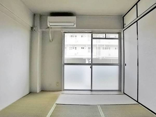 ビレッジハウス共和5号棟の居間・リビング|ビレッジハウスの同一物件・同一タイプの間取りの写真です