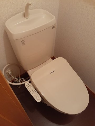 【トイレ】 | ル・シュマンＢ | 落ち着いた色調のトイレです
