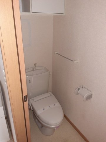 【トイレ】 | ロックシェルズ | トイレです