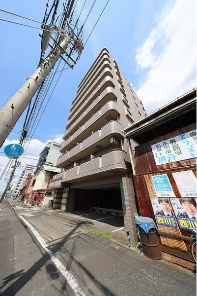 現代ハウス黄金の駐車場