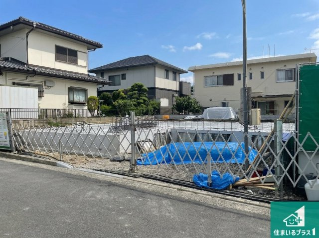 川西市清和台東　第1期　新築一戸建ての外観|周辺は落ち着いた街並みの住宅地！子育てがしやすい住環境です！まだ未完成ですが、現地でしかわからない事もございます。是非一度ご覧ください。