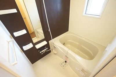 【浴室】 | ミニヨンＢ | 日々の疲れを癒すお風呂付です
