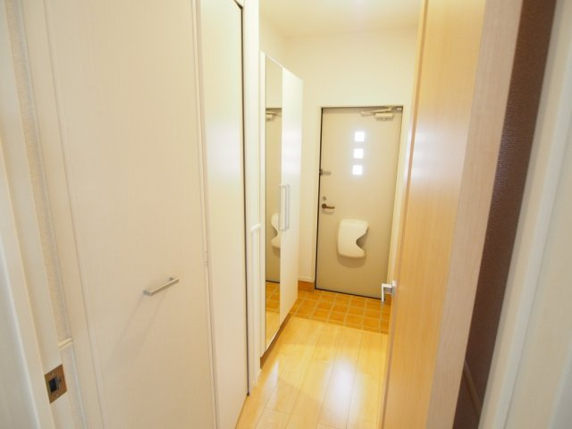 【玄関】 | ロワンテール　Ⅰ | 落ち着いた玄関です