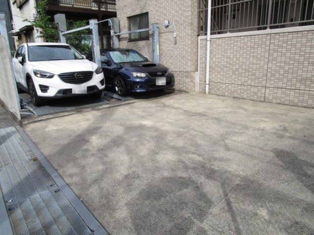 エスペランサの駐車場