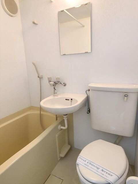 ユースフル三軒茶屋の浴室