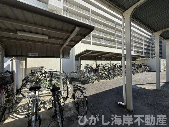ルネグランデイズの駐輪場|敷地内駐輪場