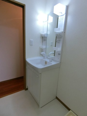 【洗面所】 | アグレーブルY | イメージ202号室の写真
