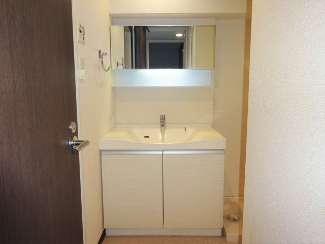 リーフコンフォート新小岩の洗面所|別部屋参考写真
