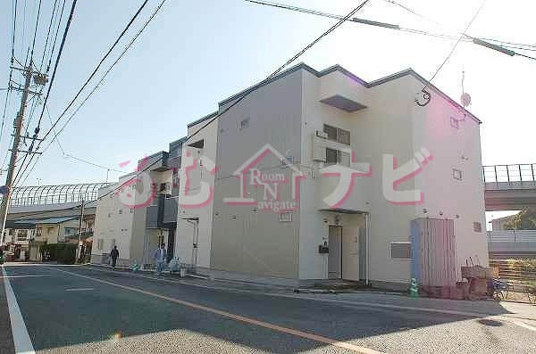 福岡市南区野多目５丁目のアパートのエントランス