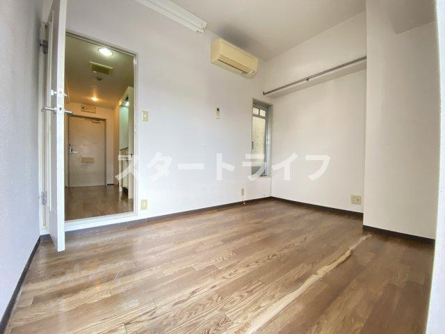 大阪市淀川区新高１丁目の賃貸マンションの収納