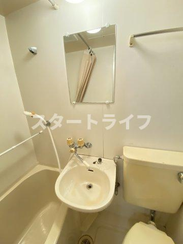 大阪市淀川区新高１丁目の賃貸マンションの洗面所